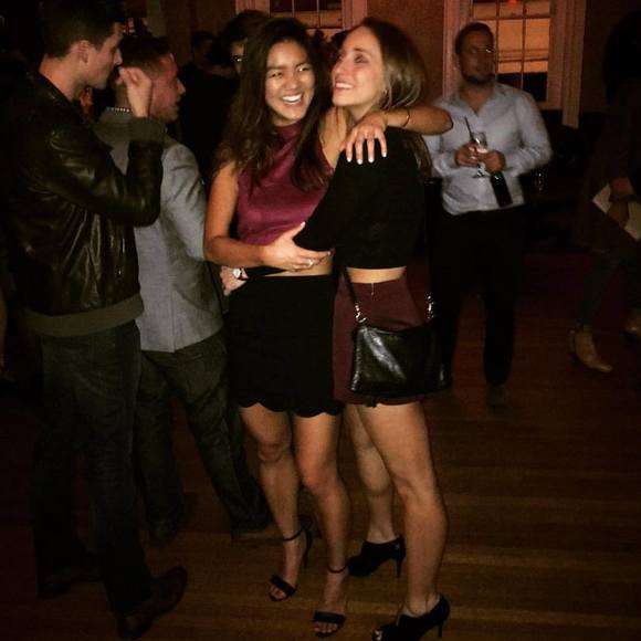 Meet your Posher, Sarah - Picture 2 of 2