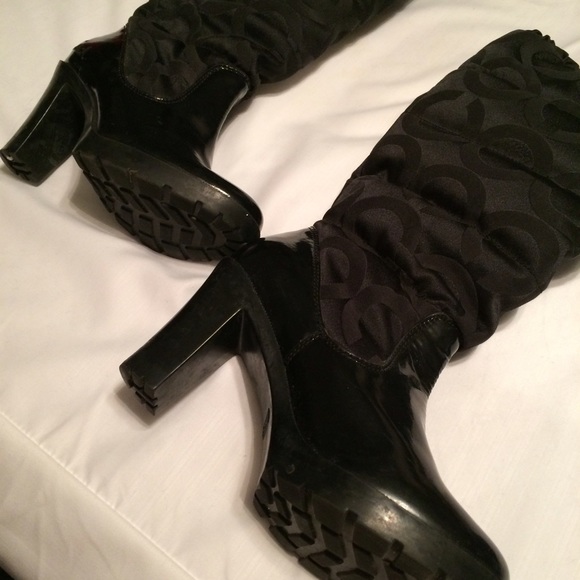 Coach Winter Boots - Picture 4 of 4