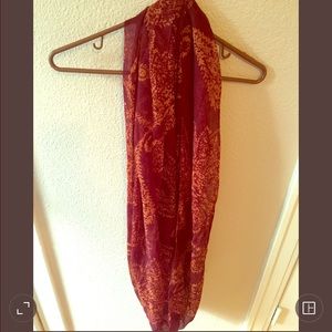Maroon/burnt orange infinity scarf