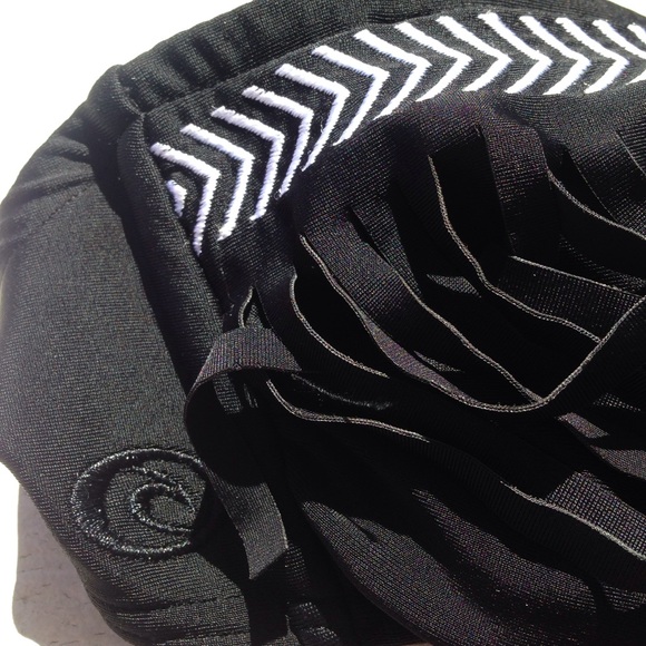 Strapless Ripcurl bikini top - Picture 3 of 3