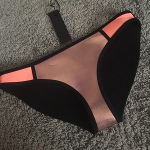 Triangl Bikini