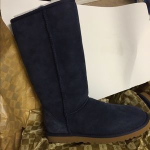 Brand new in box navy UGGS