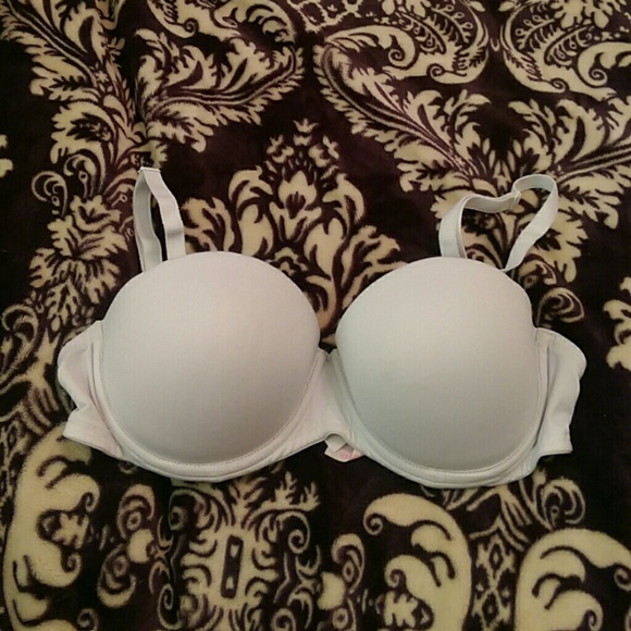 NWOT Victoria's Secret Multi-Way Bra
