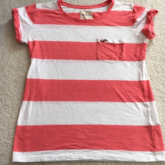Short sleeved Hollister top