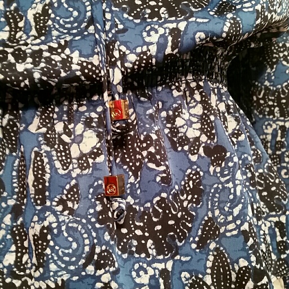 Michael Kors Peasant Blouse - Picture 2 of 4