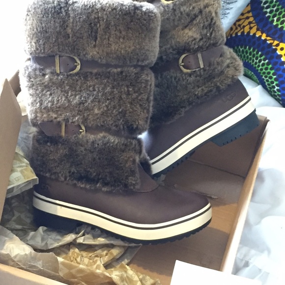 100%⚡️Authentic Ugg Snow Boots! Fox fur