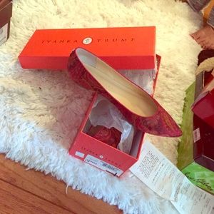Pre loved IVANKA TRUMP flats