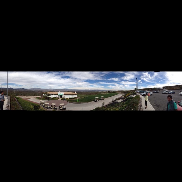 Meet your Posher, Carlos - Picture 1 of 1