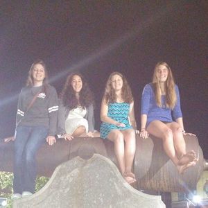 Meet your Posher, Alexis