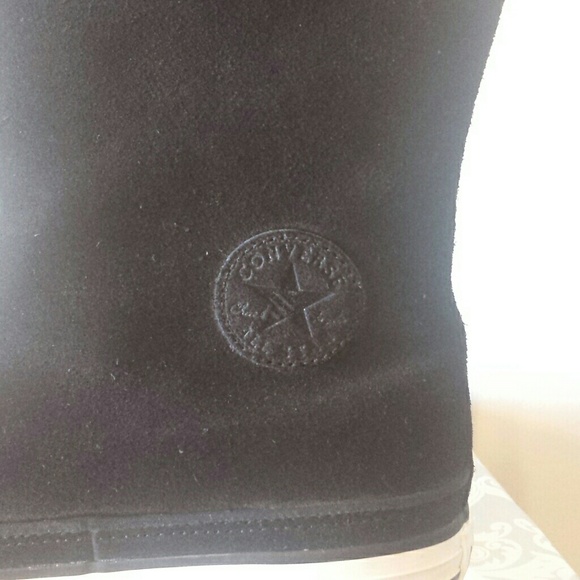 Unique Converse Boots - Youth Sz 3.5 - Picture 3 of 4