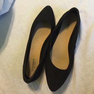 Black, pointed, suede old navy flats