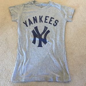 Small Yankees Ladies Fit Tee