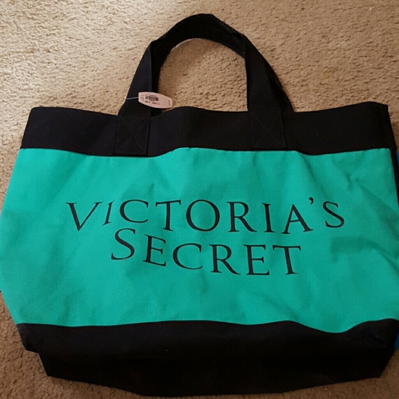 Victoria's secret tote. - Picture 1 of 3