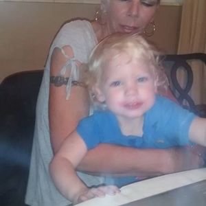 Meet your Posher, Angela