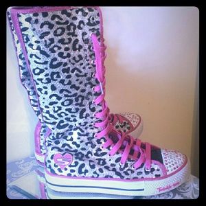 Skechers Twinkle Toes Boots - Youth sz 4