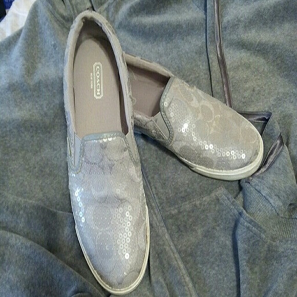 COACH Gray Signature Clear Sequin Slip On Sz. 7.5