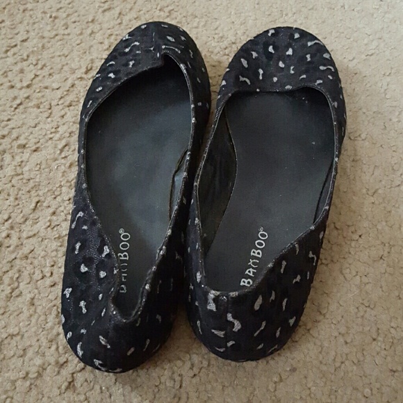 Flats - Picture 1 of 2