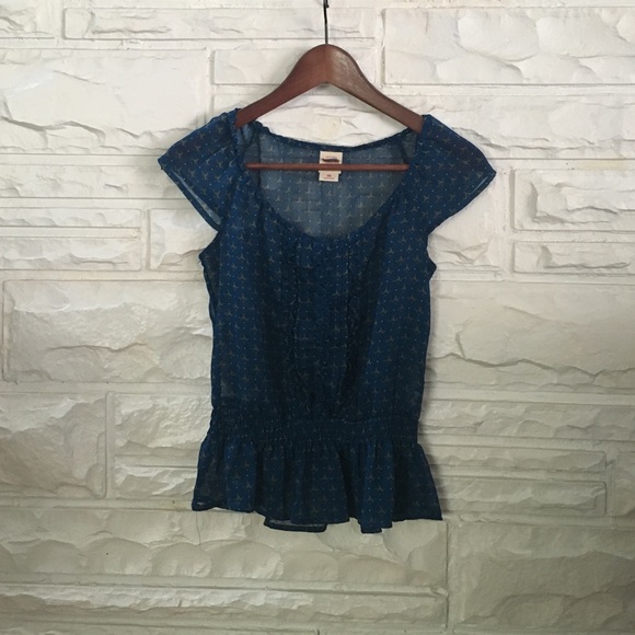 Sheer blue top