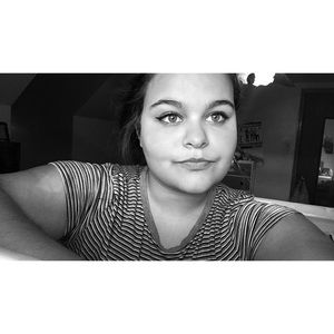 Meet your Posher, Madi