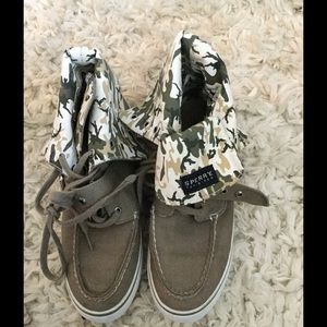 High or low top sperrys in camo