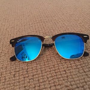 Ray-ban Clubmaster Blue Flash Lens small