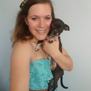 Meet your Posher, Brooke