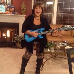 Meet your Posher, Sandi