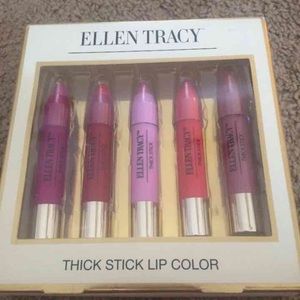 Ellen Tracy Lip Set