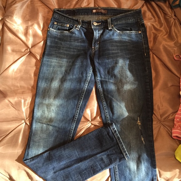 Levi's ripped skinny jeans