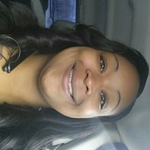 Meet your Posher, Sequarielle