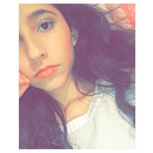 Meet your Posher, Alejandra