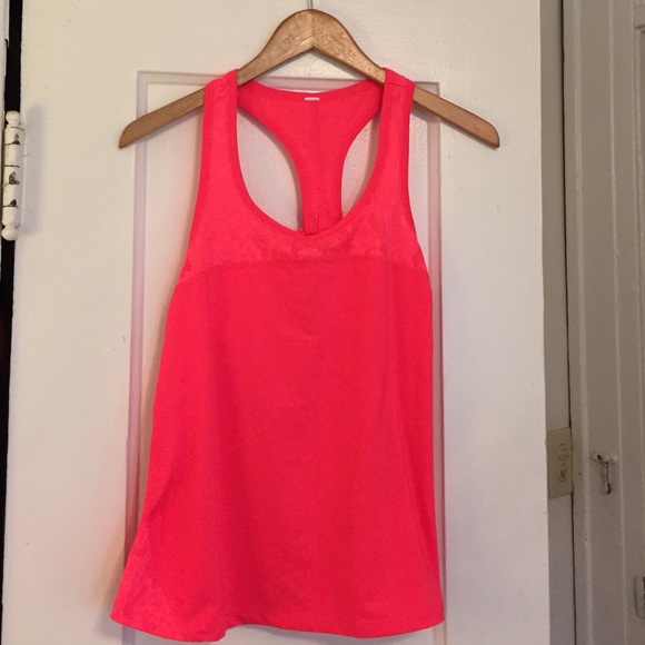 American Eagle Outfitters Tops - American Eagle Key Hole Tank