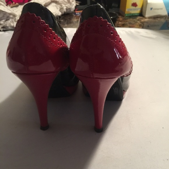 Shoes - Picture 2 of 2
