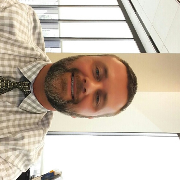 Meet your Posher, Robert - Picture 1 of 1