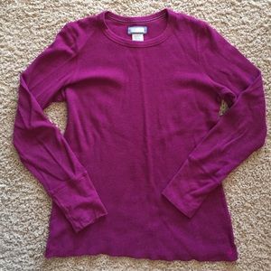 Cranberry color long sleeve Aerie thermal T