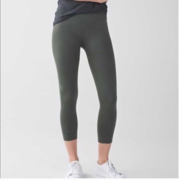 lululemon athletica Pants - SALE NWOT Lululemon Zone In Crops