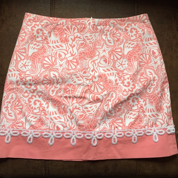 Vineyard Vines pink skirt