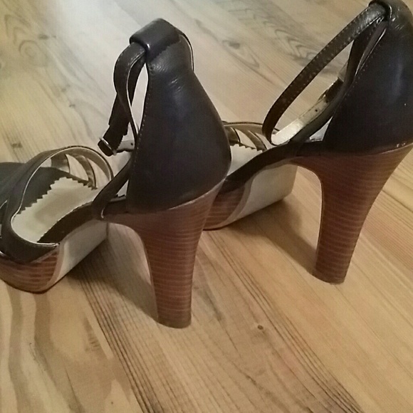 Colin Stewart heeled sandals - Picture 4 of 4