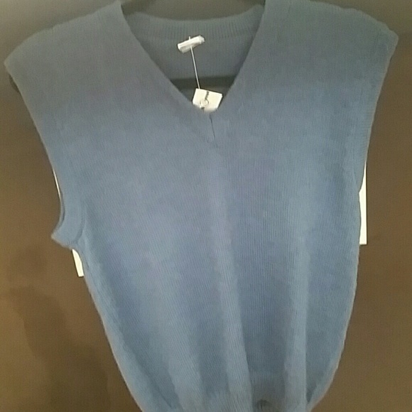 Unisex blue alpaca golf vest