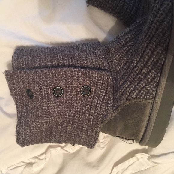 Gray Ugg - image 4