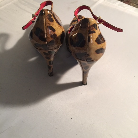Shoes - Picture 2 of 2