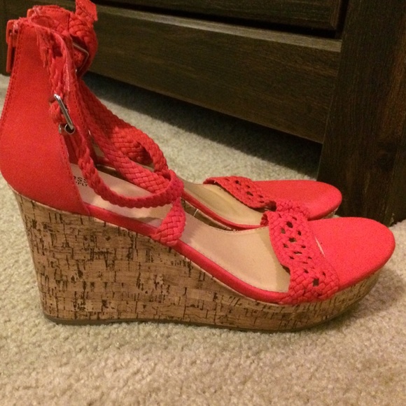 Red wedges! - Picture 3 of 3