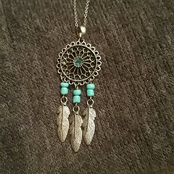 Necklace - Picture 2 of 4