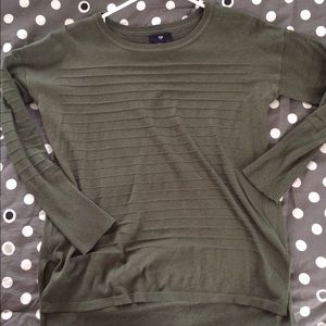 Gap sweater. Only worn once. Bought this season.