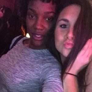 Meet your Posher, Esha