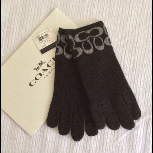 🌟 COACH texting gloves 🌟