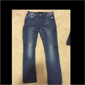Authentic Rock Republic Blue Jeans. Gently worn