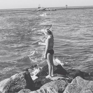 Meet your Posher, Chloe