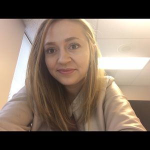 Meet your Posher, Ana