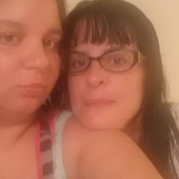 Meet your Posher, Julia terrell - Picture 1 of 1